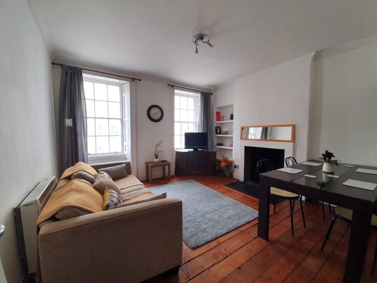 Lovely 2 Bedroom Flat In The Heart Of The City EDI Exterior foto